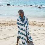 ⁦منشفة بحر للأطفال - كول كاميو - مقاس وسط⁩ - الصورة ⁦7⁩