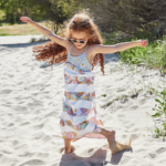 KIDS BEACH TOWELS - PINK POWER - MEDIUM - Image 4