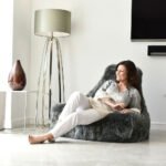 ⁦كرسي بين باج كبير فرو - أبيض⁩ - الصورة ⁦3⁩