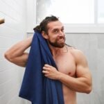 ⁦منشفة حمام - ازرق عامق - مقاس كبير جدا⁩ - الصورة ⁦6⁩