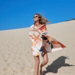 ⁦منشفة بحر سريعة الجفاف - تيراكوتا تروبكس - مقاس كبير⁩ - الصورة ⁦4⁩