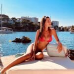 Polarbox® Pop Cooler box - Sky Blue with Baby Rose Leather Strap - 20L - Image 8