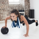 ⁦منشفة للنادي- ازرق غامق⁩ - الصورة ⁦5⁩